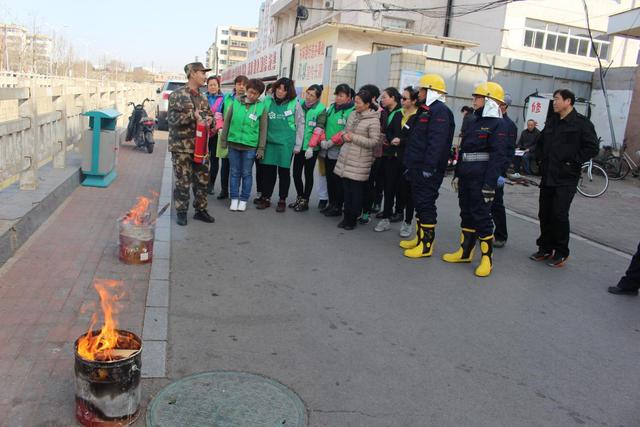 秦皇島消防安全進(jìn)企業(yè) 提高市民消防安全意識